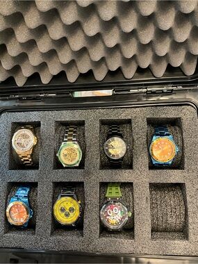 Lot 6 Invicta Men's Watches and 1 TechnoMarine in 8 Slot Invicta Hard